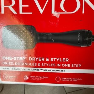 Hair dryer for sale asking $50 obo new never used